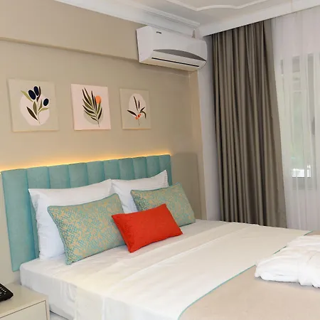 Hotel Rose Garden Premium 4*