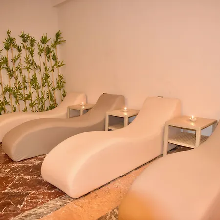 Rose Garden Premium Hotel 4*