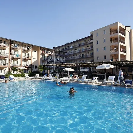 Larissa Garden Hotel
