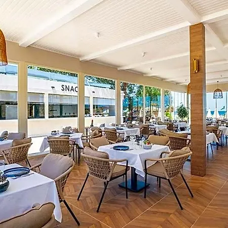 Hotel Rose Garden Premium 4*
