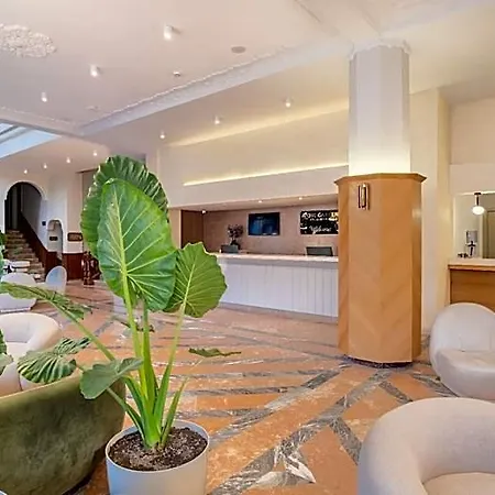 Rose Garden Premium Hotel 4*