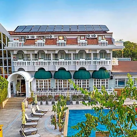 Rose Garden Premium Hotel