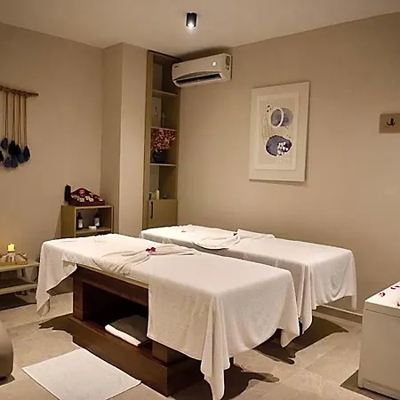 Hotel Rose Garden Premium 4*