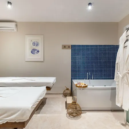 Rose Garden Premium Hotel